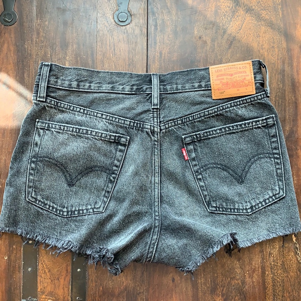 Levi cut offs